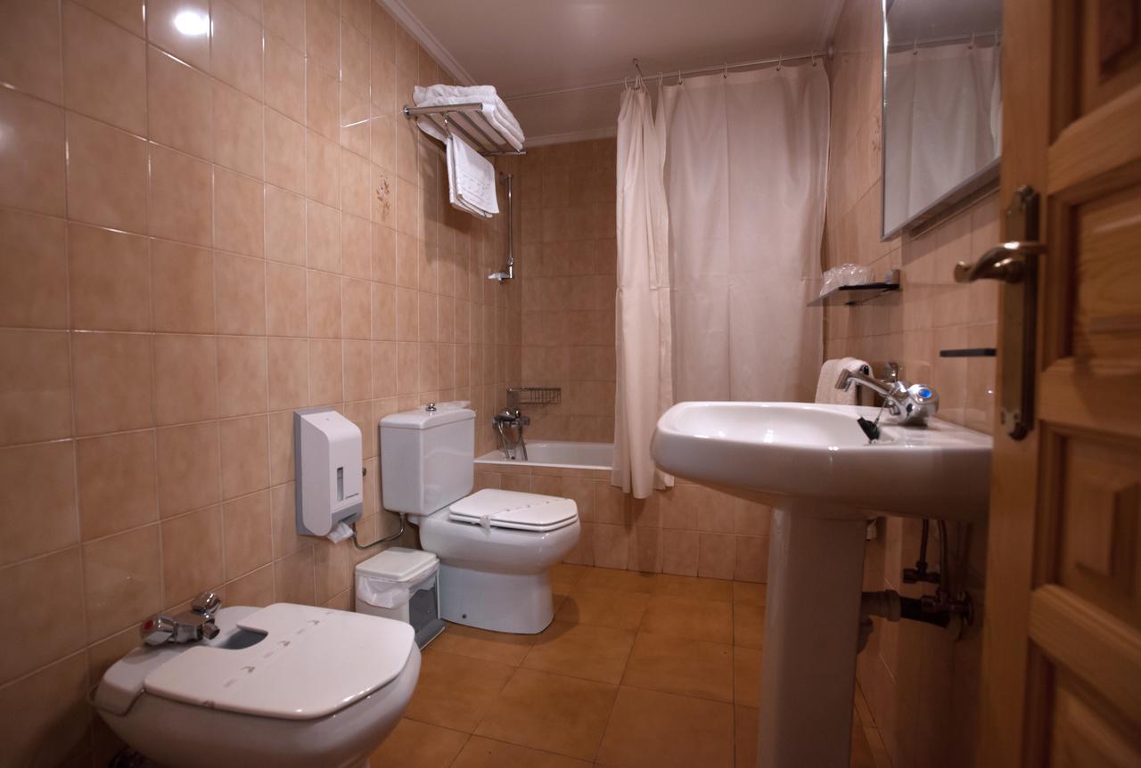 Hotel La Venta de Goyo Viniegra de Abajo Exterior foto