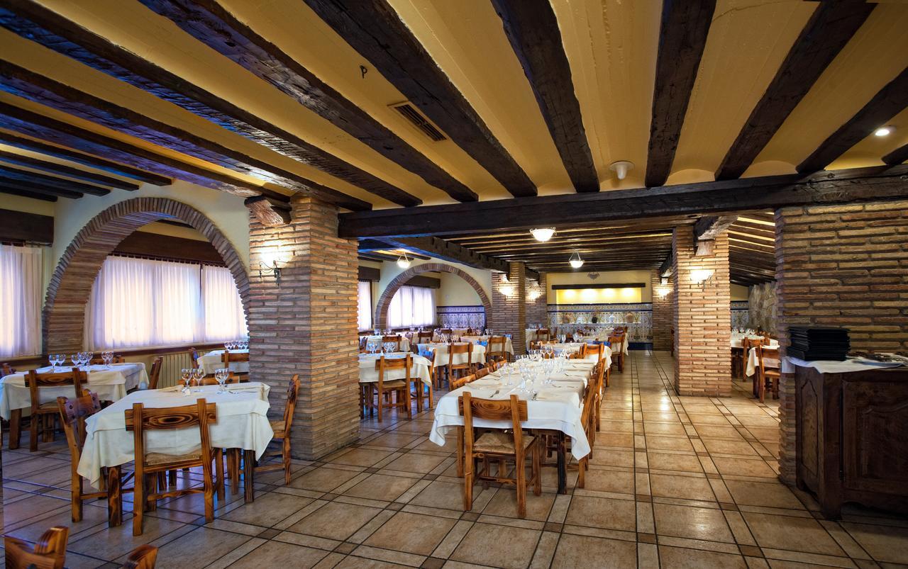 Hotel La Venta de Goyo Viniegra de Abajo Exterior foto
